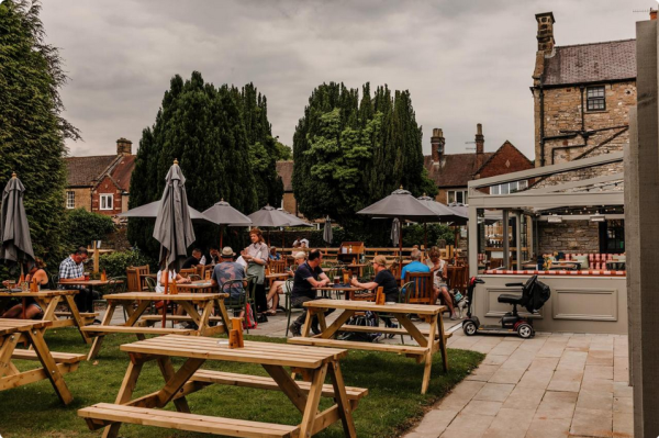 The Ashford Arms Hotel