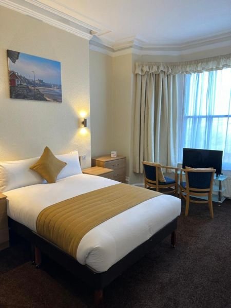  Clifton Hotel Scarborough 