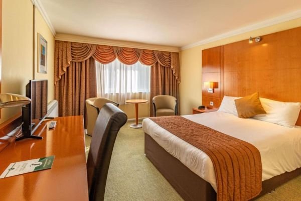  Britannia Leeds Bradford Airport Hotel & Spa Leeds