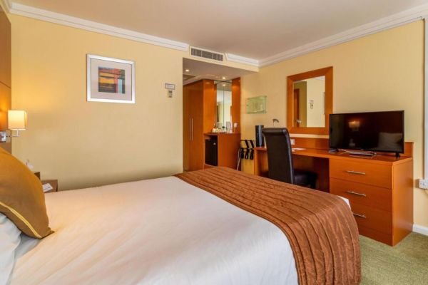  Britannia Leeds Bradford Airport Hotel & Spa Leeds